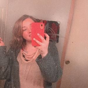 Meet your Posher, Kay